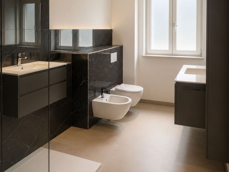 ESCLUSIVI 4.5 LOCALI CON BALCONE IN RESIDENZA RINNOVATA (9)