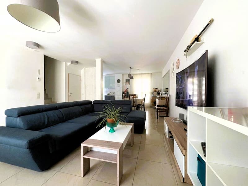 GRAZIOSA CASA CONTIGUA (3)