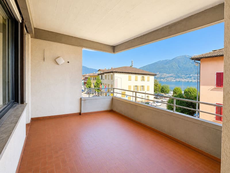 VIVERE A DUE PASSI DAL LAGO, TRILOCALE  CON VISTA RINNOVATO (7)