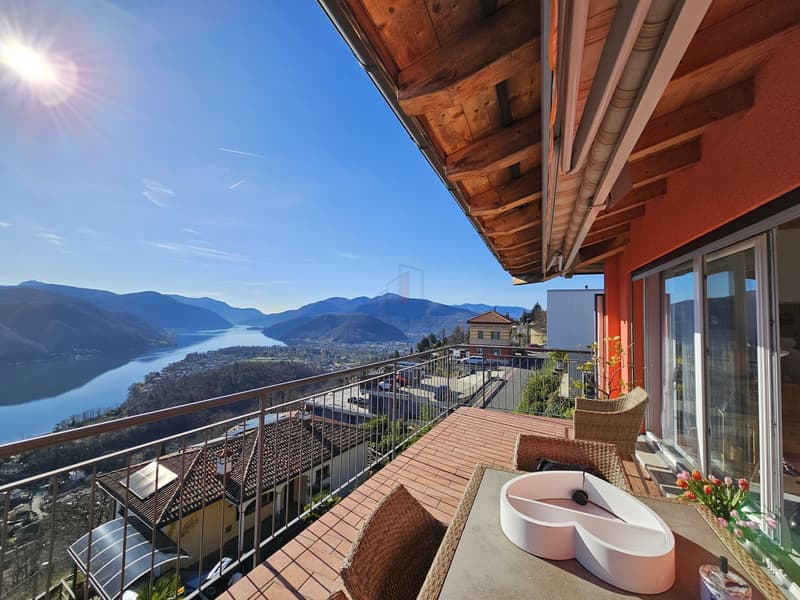 FANTASTICA BIFAMILIARE CON VISTA MOZZAFIATO (1)