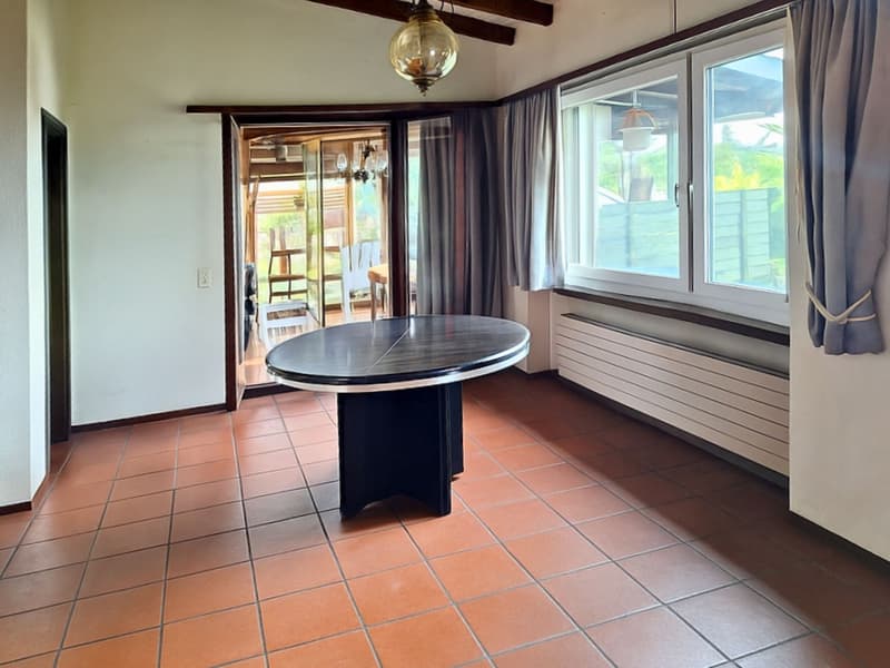 VILLA DI CHARME, CON PISCINA E VISTA APERTA (3)