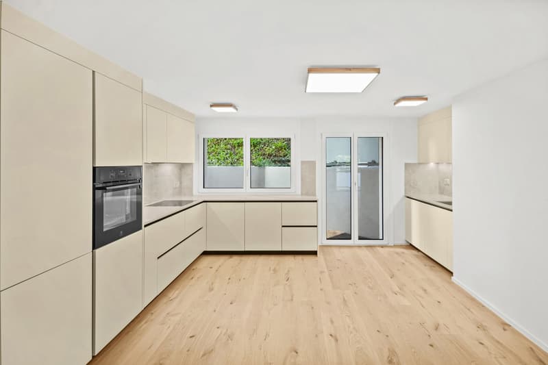 Wohnen mit Seesicht – hochwertige 4½-Zimmerwohnung mit See- und Bergsicht (3)
