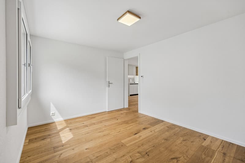 Exklusive 3.5-Zimmerwohnung als zweite Wohnsitz mit traumhafter Panoramasicht auf den Walensee (11)