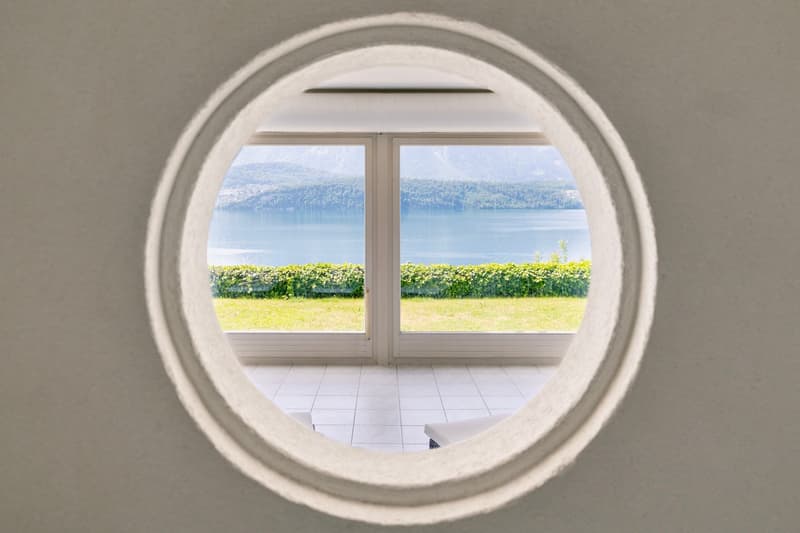 Sanierte 4½-Zimmer Wohnung mit traumhaftem See- und Bergblick (18)