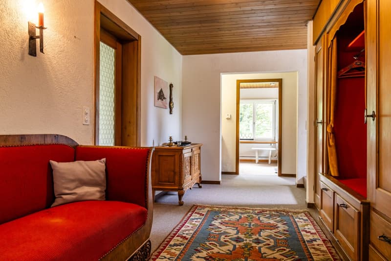 Einmaliges Architektenhaus auf grosszügiger Parzelle in Zweisimmen zu verkaufen (8)