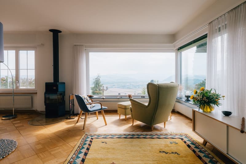 6½-Zimmer Einfamilienhaus mit Charme, viel Platz und wunderbarer Aussicht (7)