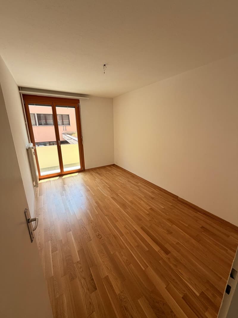 Charmante 3.5-Zimmer-Wohnung mit Balkon und Seeblick in Luzern (9)