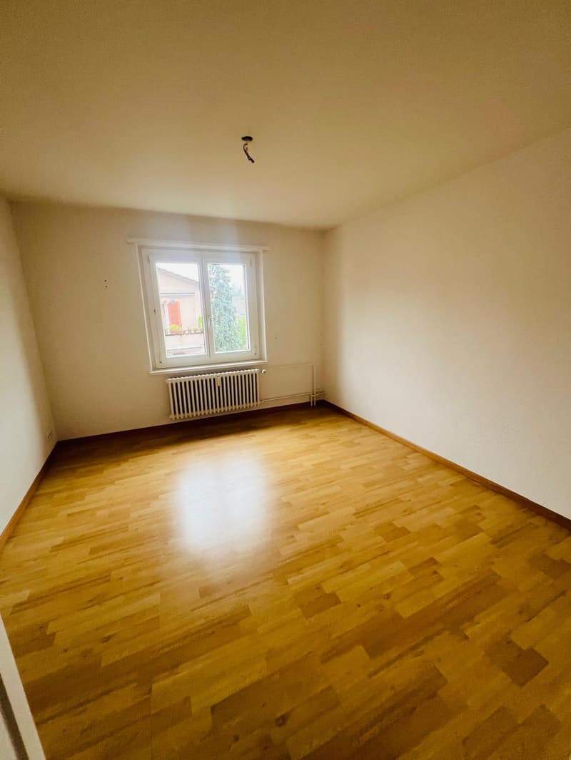 Charmante 3.5-Zimmer-Wohnung in ruhiger Lage in Horw (11)