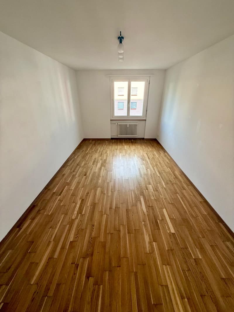 Sonnige 3.5-Zimmer-Wohnung mit Balkon in Kriens zu vermieten (18)