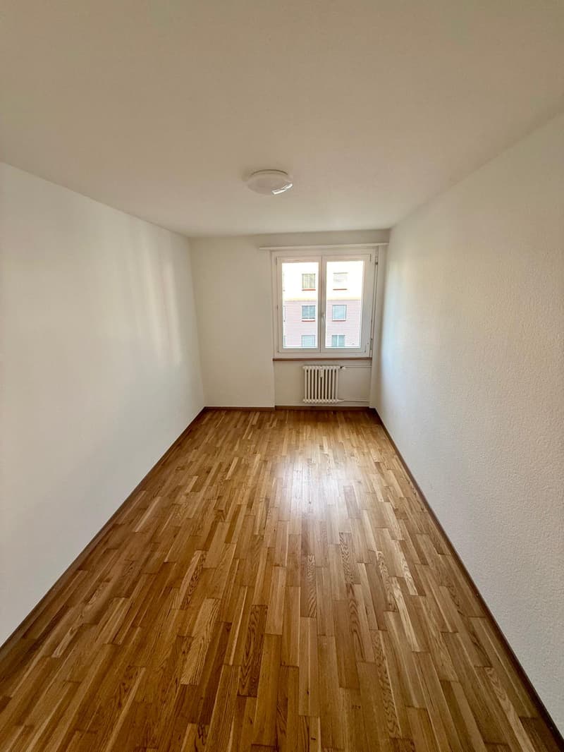 Sonnige 3.5-Zimmer-Wohnung mit Balkon in Kriens zu vermieten (17)