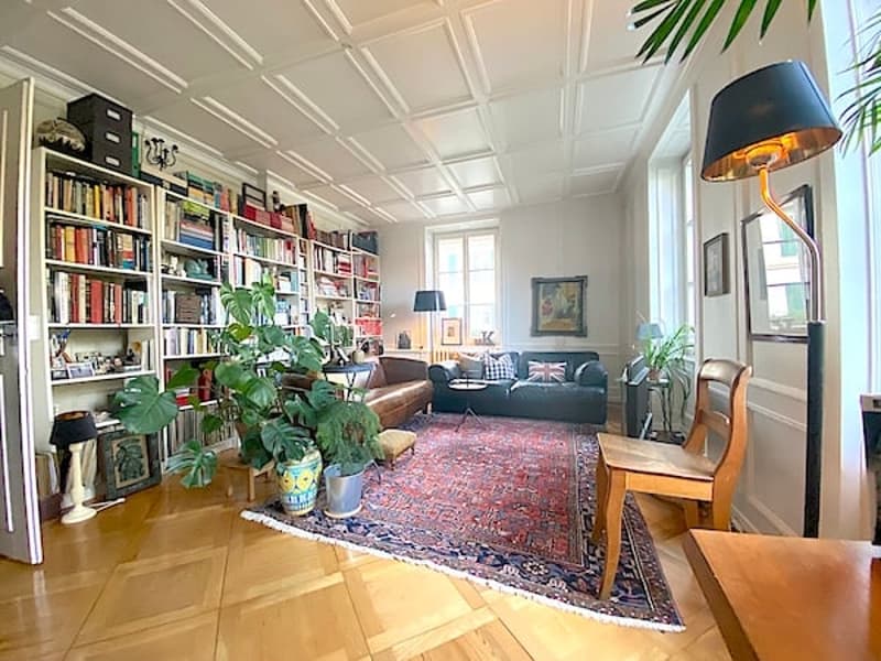 Casa multifamiliare con caratteristiche ricche e 4 appartamenti (7)