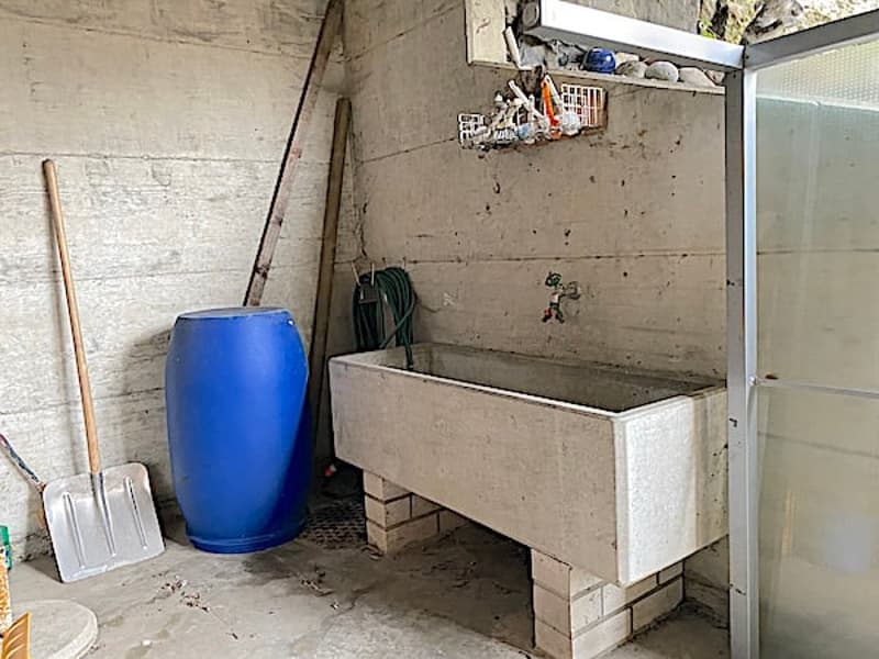 Mehrfamilienhaus mit 3 Wohnungen und Geschäftslokal (7)