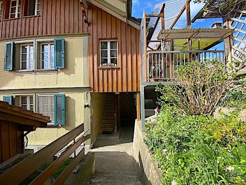 Mehrfamilienhaus mit 3 Wohnungen und Geschäftslokal (9)