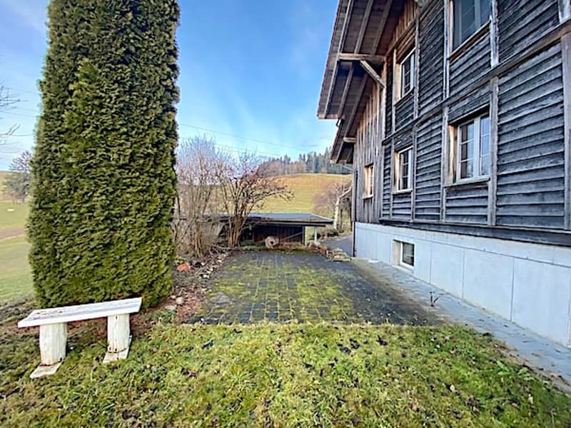 Bauernhaus, Stöckli m. 2 Wohnungen, Quellen, Aussicht, Sonne (13)