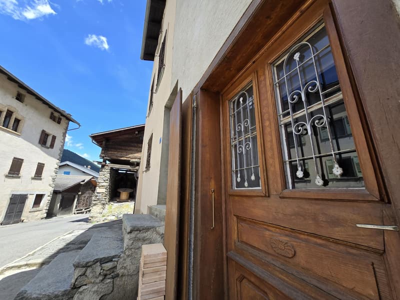 Authentique maison villageoise rénovée (2)