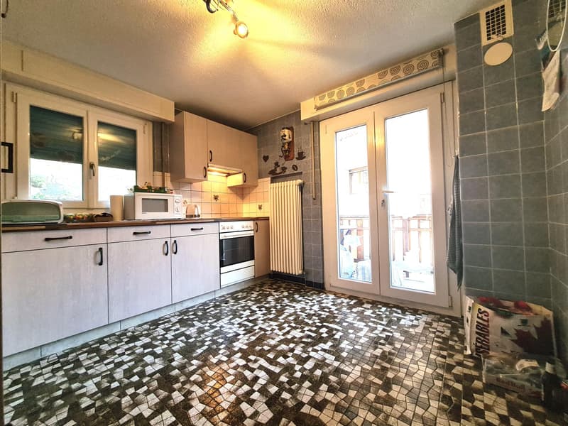 Bel appartement lumineux avec balcon et garage privatif (4)