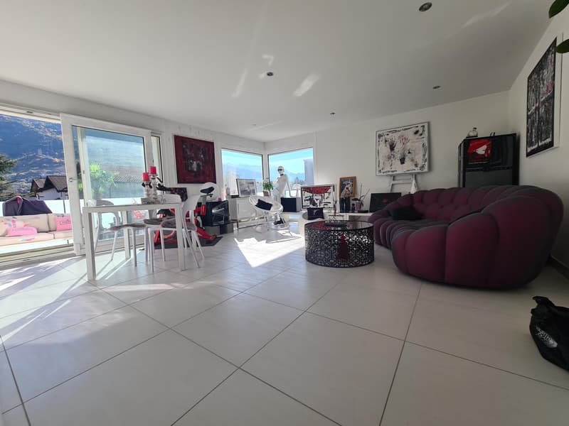 Un art de vivre au coeur de Saxon : Attique-LOFT de 2,5 pces : Vente ou location / 2 places de parc (2)