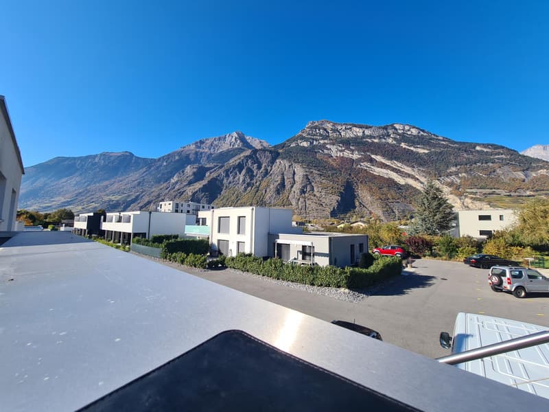 Un art de vivre au coeur de Saxon : Attique-LOFT de 2,5 pces : Vente ou location / 2 places de parc (7)