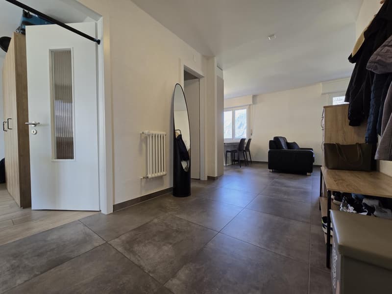 Appartement de 3.5 pces refait à neuf + garage et place de parc : rendement immédiat ! (4)