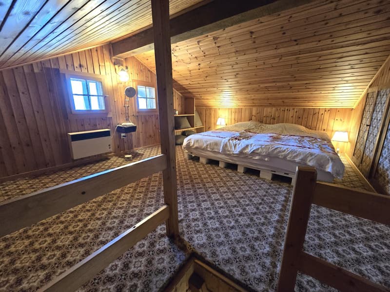 Chalet authentique de 5.5 pces avec mazot, grange et cave à vin sur grand domaine ? Val d'Hérens (9)