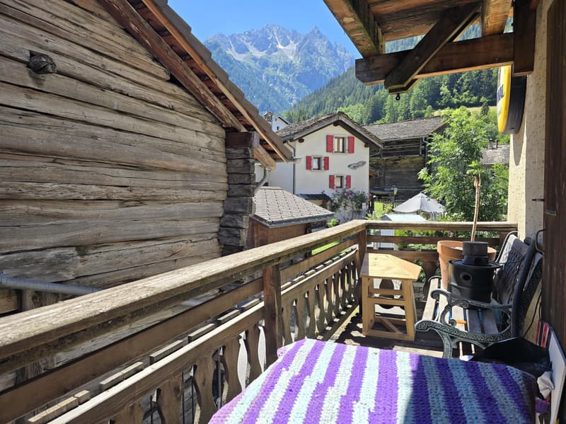 Un Lieu de Vie et d'Opportunités au coeur du Val Ferret : Immeuble mixte, café-restaurant et 3 appartements, grange et jardin (10)