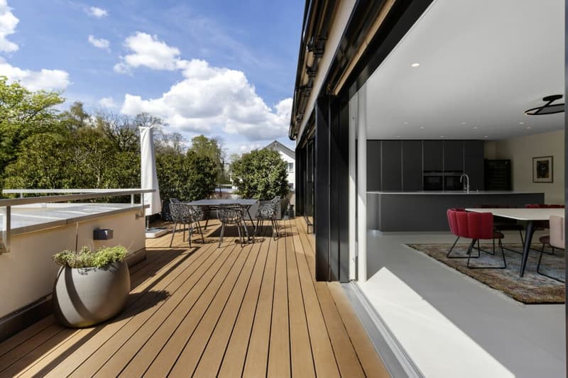 Penthousewohnung mit exklusivem Innenausbau (2)