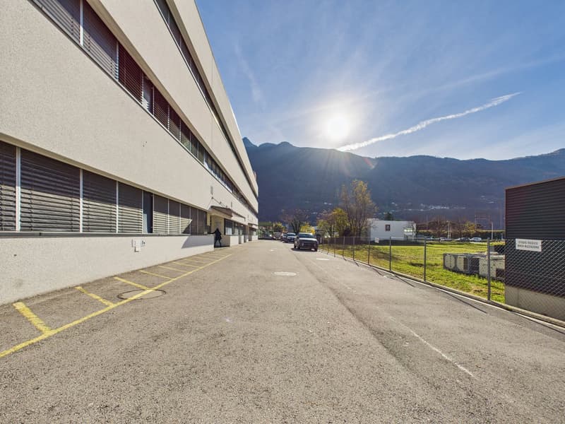 NUOVA COSTRUZIONE:TRE UNITA' COMMERCIALI INDIPENDENTI IN PPP (4)