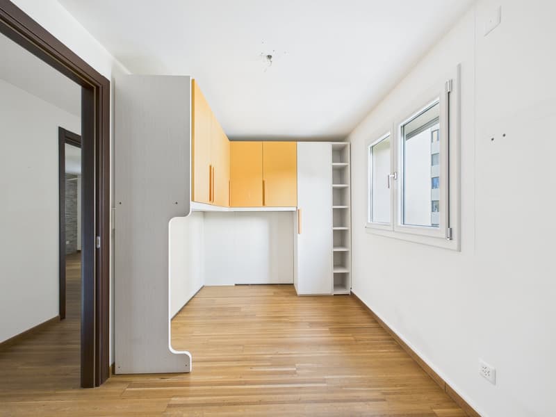 ELEGANTE APPARTAMENTO DI 4,5 LOCALI IN RESIDENZA SIGNORILE (12)