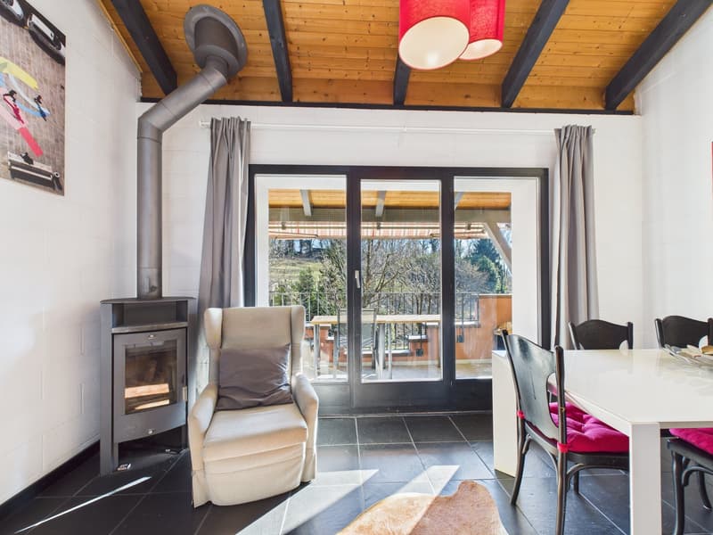ACCOGLIENTE APPARTAMENTO DI 2,5 LOCALI CON BALCONE E VISTA APERTA-ZWEITWOHNSITZ (9)