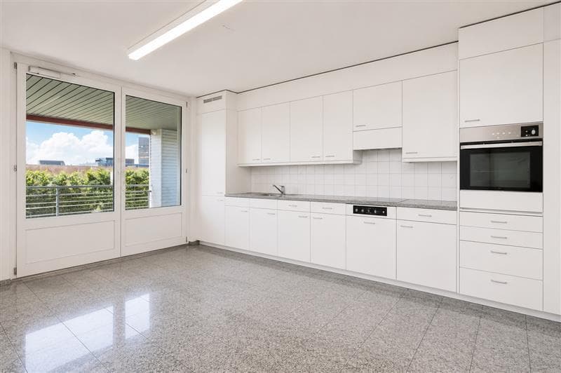 Licht, Raum und Lebensqualität: 6.5 Zimmer Attika-Maisonettewohnung (12)