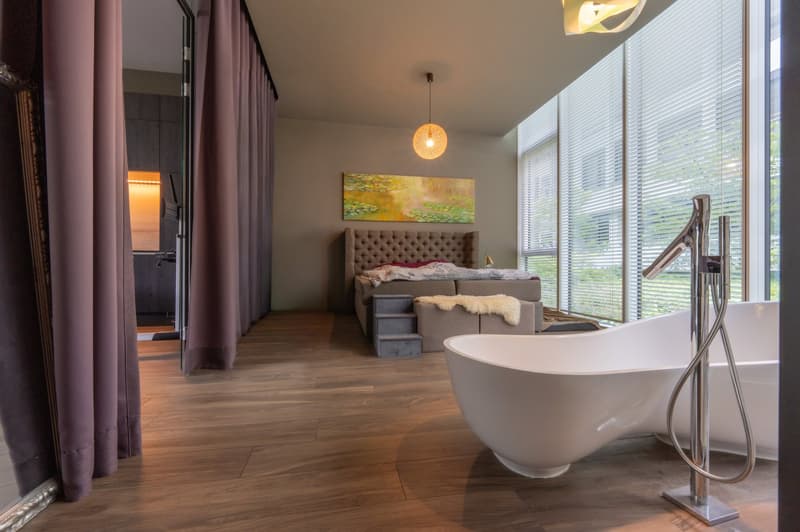 Exklusive Loftwohnung mit Wellnessbereich, Garten und Tiefgarage (5)
