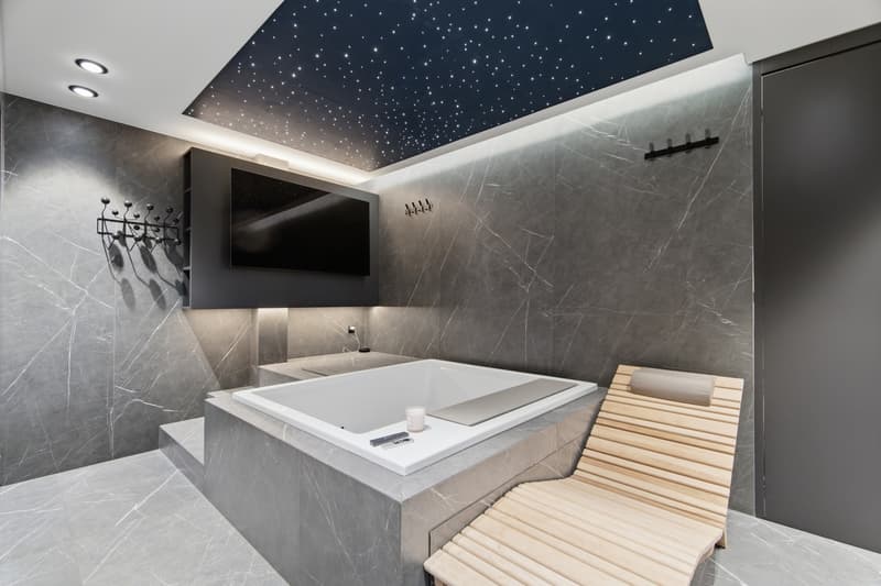 Modern Alpine Retreat (8)