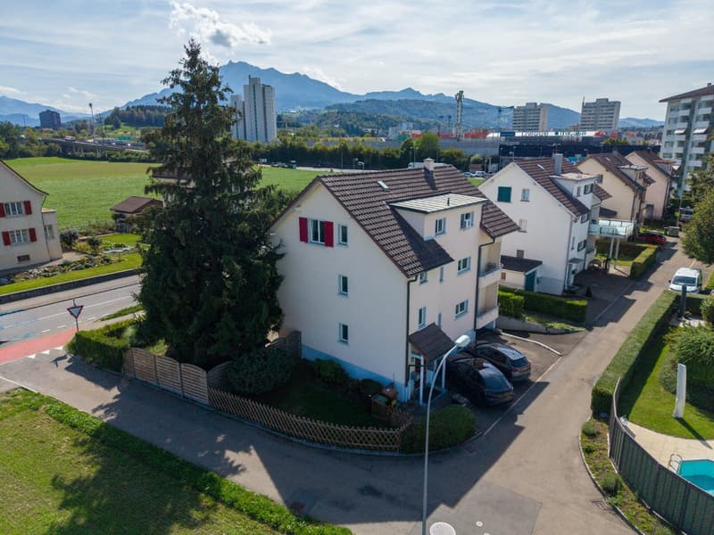 Aussenansicht des Einfamilienhauses