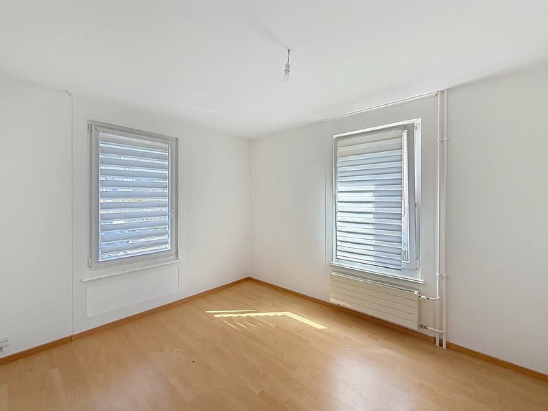 Immeuble de rendement entièrement loué (4)