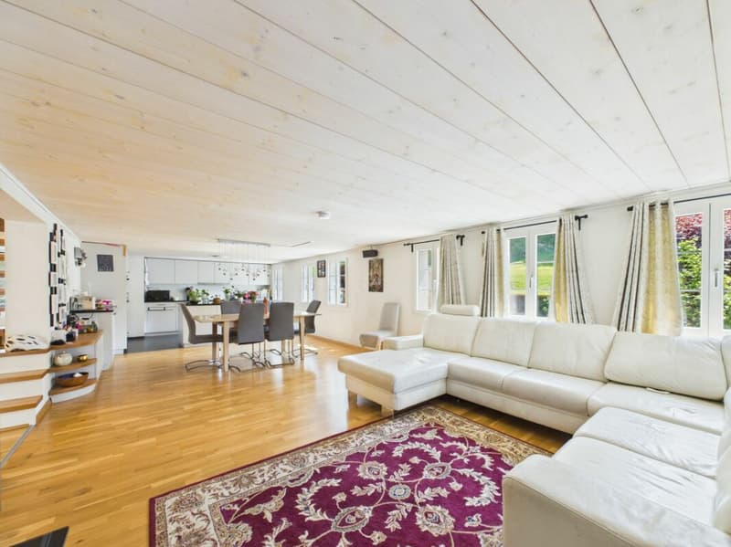 7.5 Zimmer Einfamilienhaus mit Wintergarten, Sitzplatz und 2 Garagenboxen! (6)
