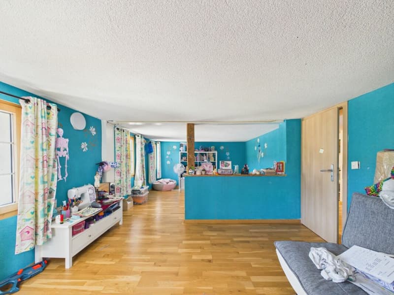 7.5 Zimmer Einfamilienhaus mit Wintergarten, Sitzplatz und 2 Garagenboxen! (11)