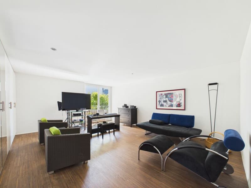 Exklusive 6.5-Zimmer-Maisonette-Terrassenwohnung mit Alpenpanorama & 75 m² Sonnenterrasse (16)