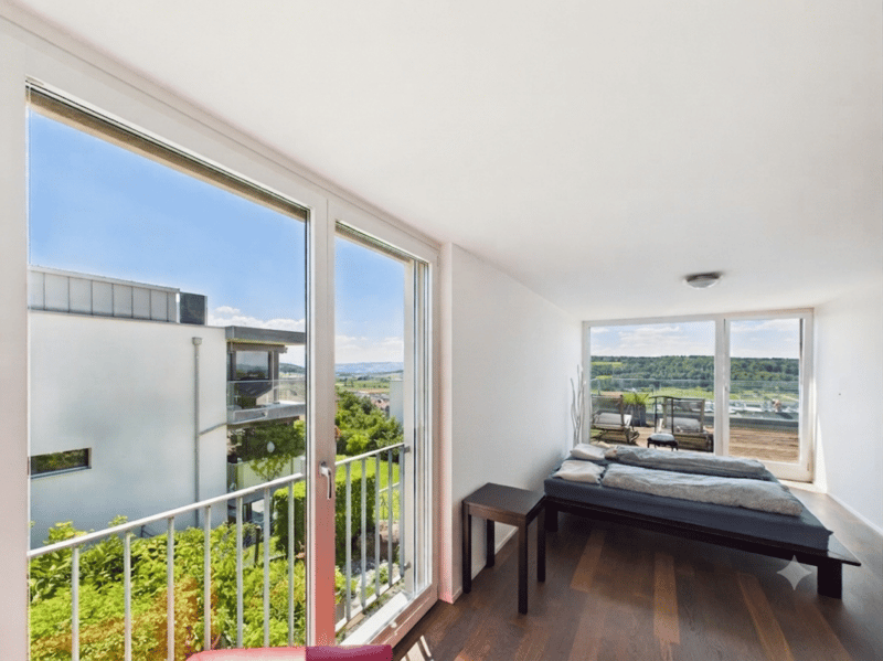 Exklusive 6.5-Zimmer-Maisonette-Terrassenwohnung mit Alpenpanorama & 75 m² Sonnenterrasse (14)