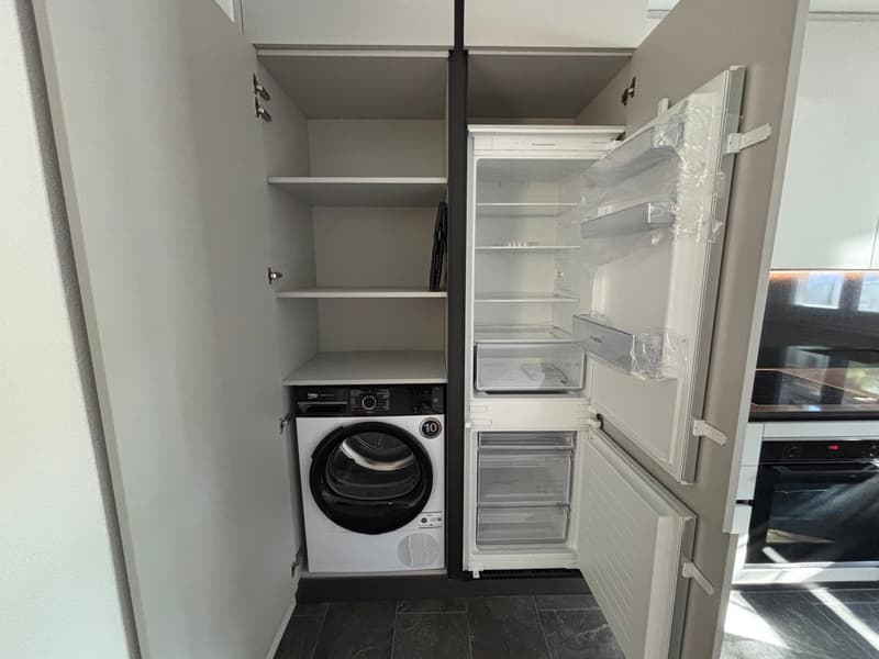 Appartement de 2.5 pièces lumineux et entièrement rénové à Matran – disponible immédiatement (8)