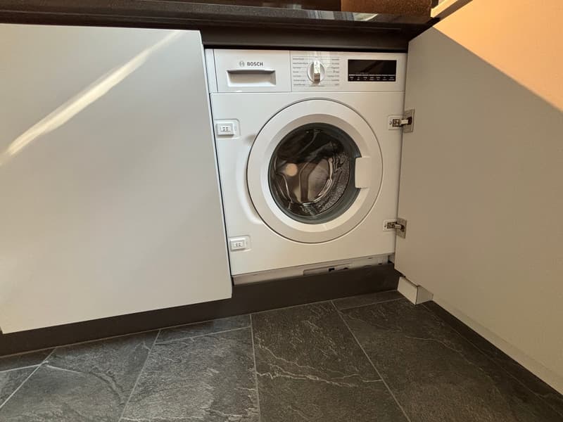 Appartement de 2.5 pièces lumineux et entièrement rénové à Matran – disponible immédiatement (7)