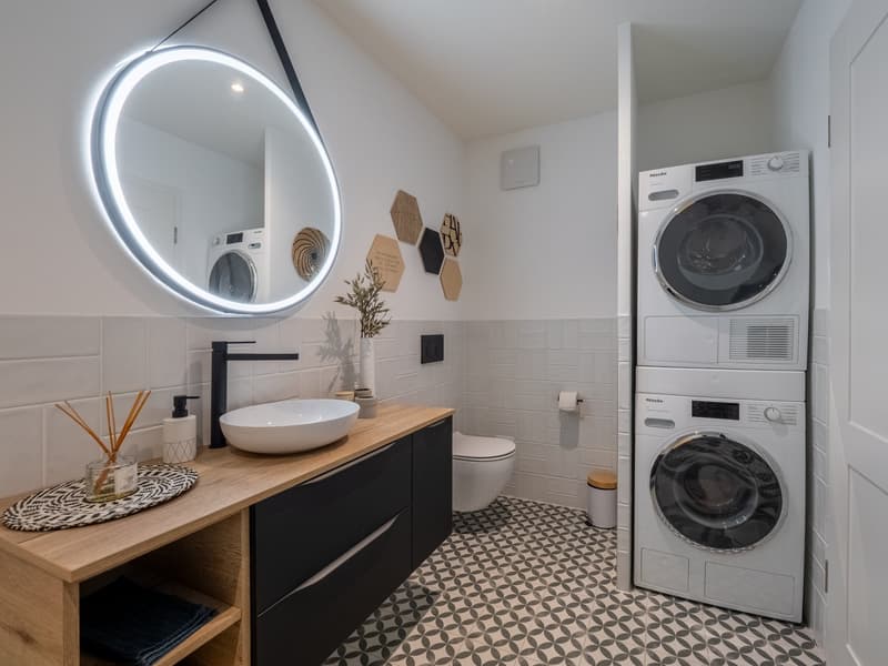 Appartement 4.5 pièces au dernier étage – calme et lumineux à Villarvolard (12)