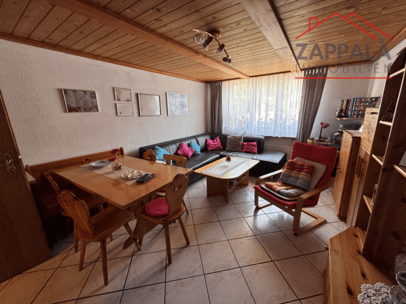 Charming semi-detached house in central location of Hölstein - spacious, well-maintained and with a view of the Vordere Frenke (11)