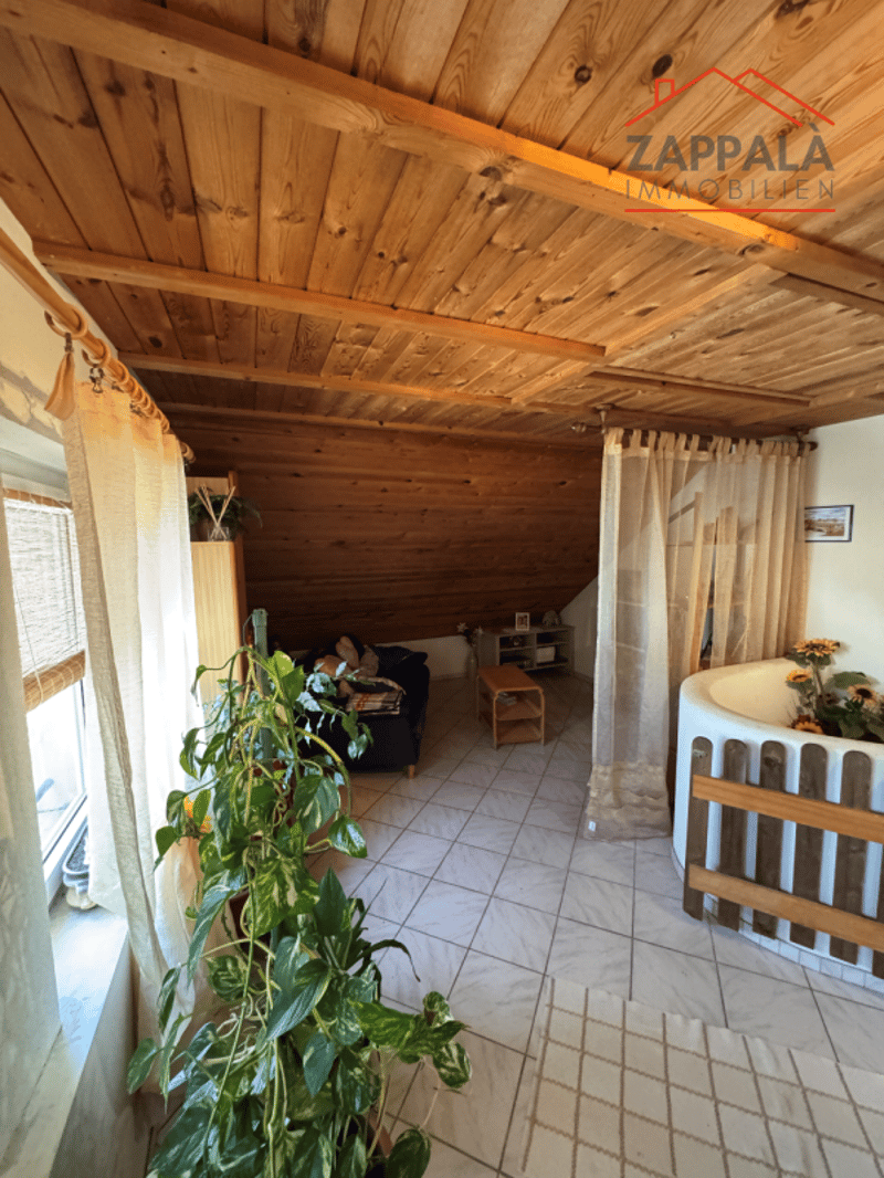 Charming semi-detached house in central location of Hölstein - spacious, well-maintained and with a view of the Vordere Frenke (22)