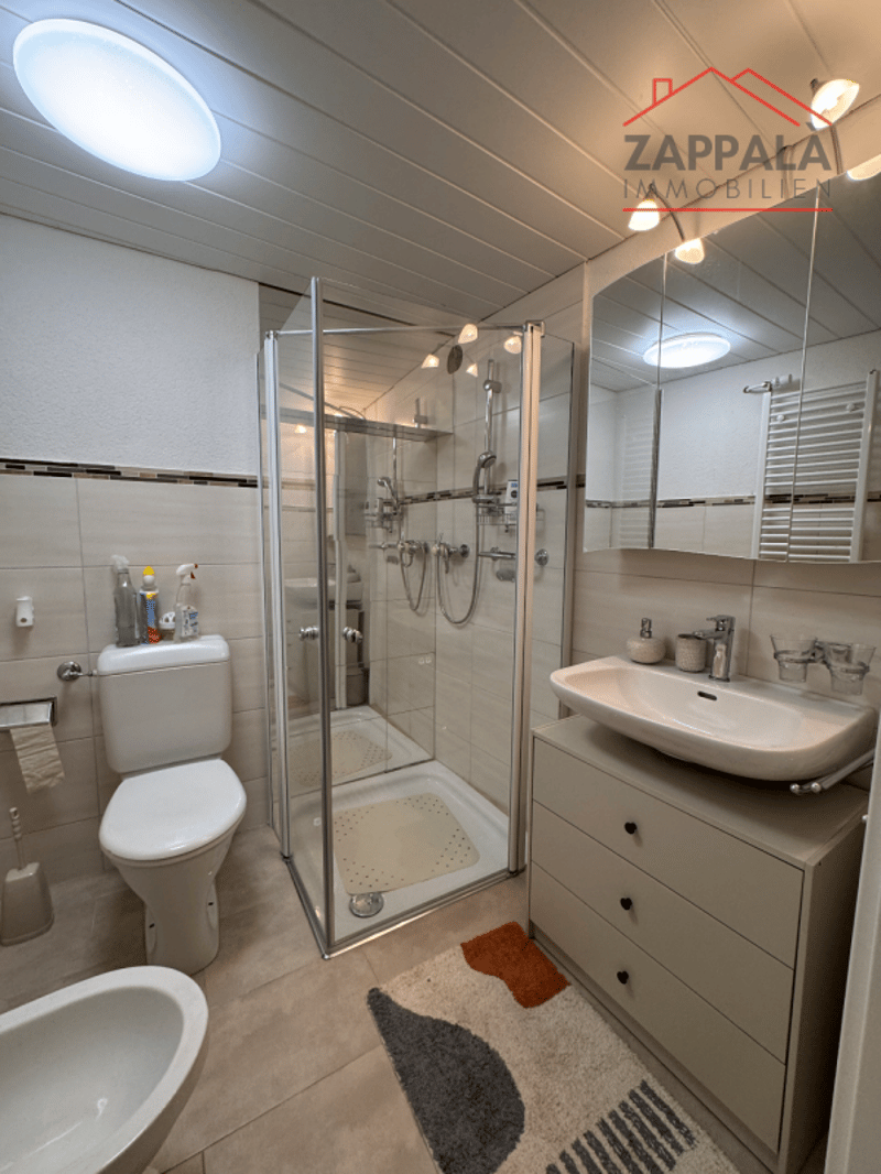 Charming semi-detached house in central location of Hölstein - spacious, well-maintained and with a view of the Vordere Frenke (24)
