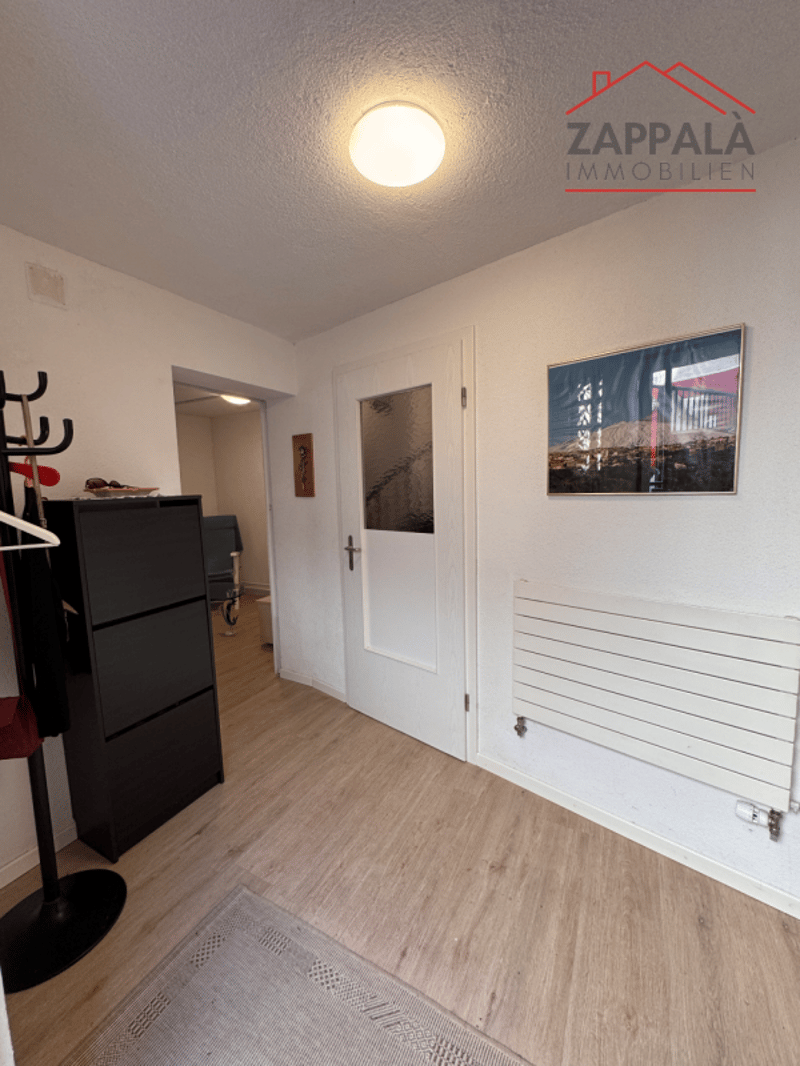 Charming semi-detached house in central location of Hölstein - spacious, well-maintained and with a view of the Vordere Frenke (5)