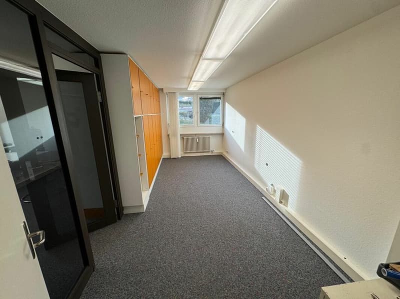 Moderne, bezugsbereite 4-Zimmer-Kanzlei mit Top-Ausstattung in zentraler Lage - per sofort zu vermieten (1)