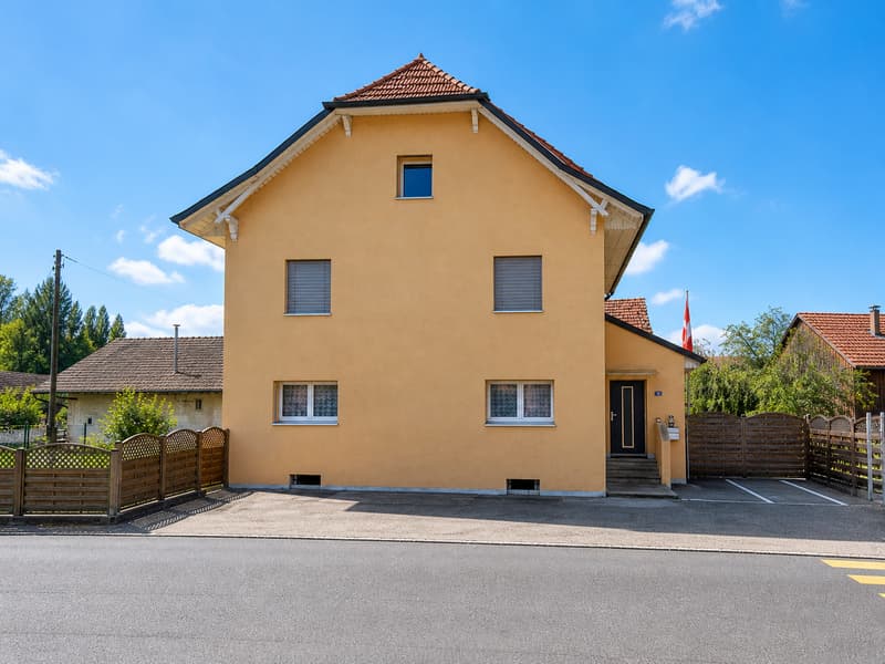 Maison rénovée 150 m² + 2 garages (162 m²) | Chénens (2)