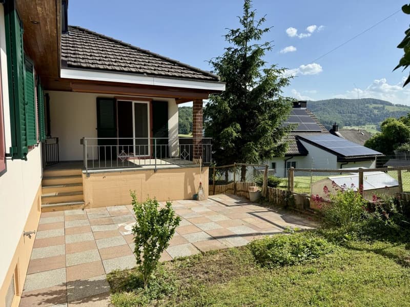 Einfamilienhaus mit viel Umschwung und Aussicht (13)