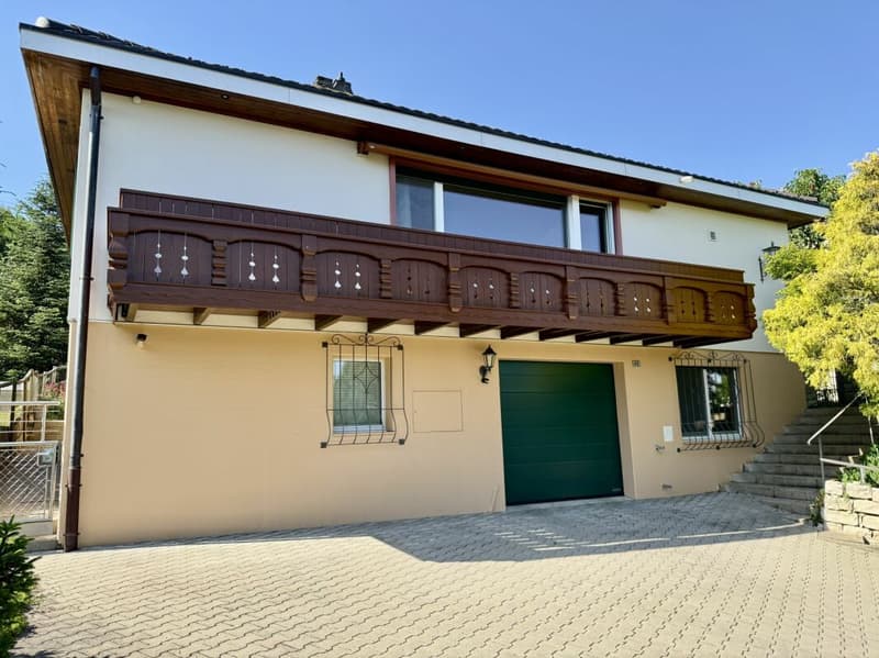 Einfamilienhaus mit viel Umschwung und Aussicht (14)