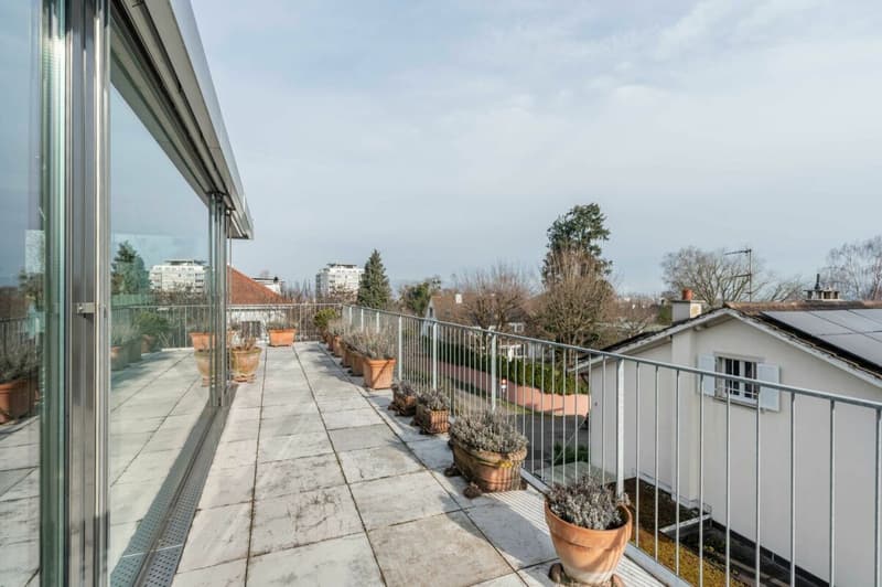 Gediegene Attikawohnung auf dem Bruderholz (14)